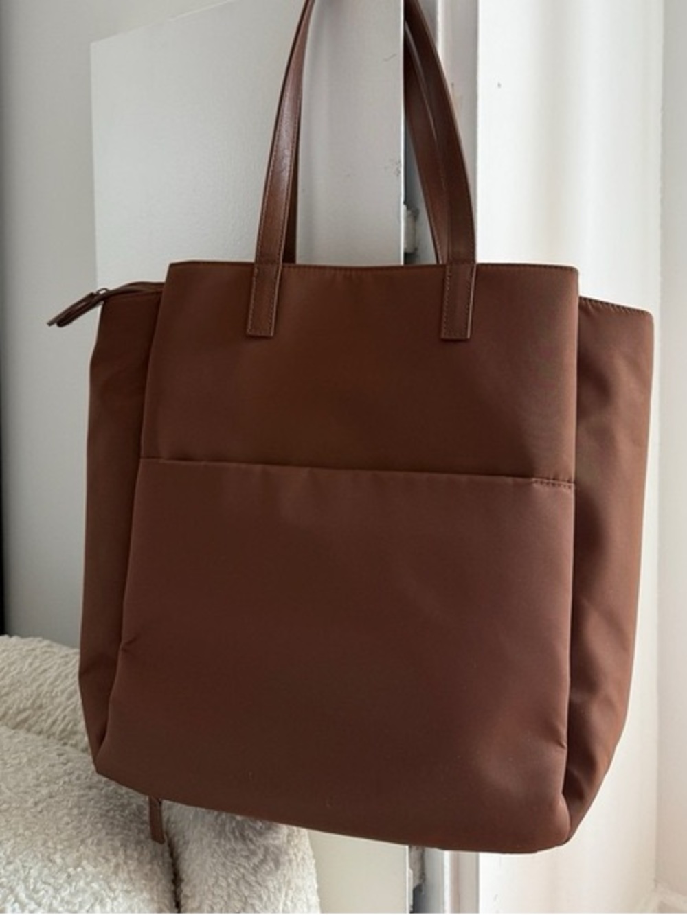 BEIS Commuter Tote - Picture 2 of 3